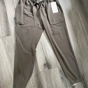 Athleta Skyline pant -Arol